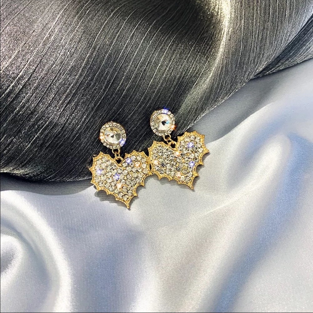 Beautiful White Drop Heart Shape Earrings